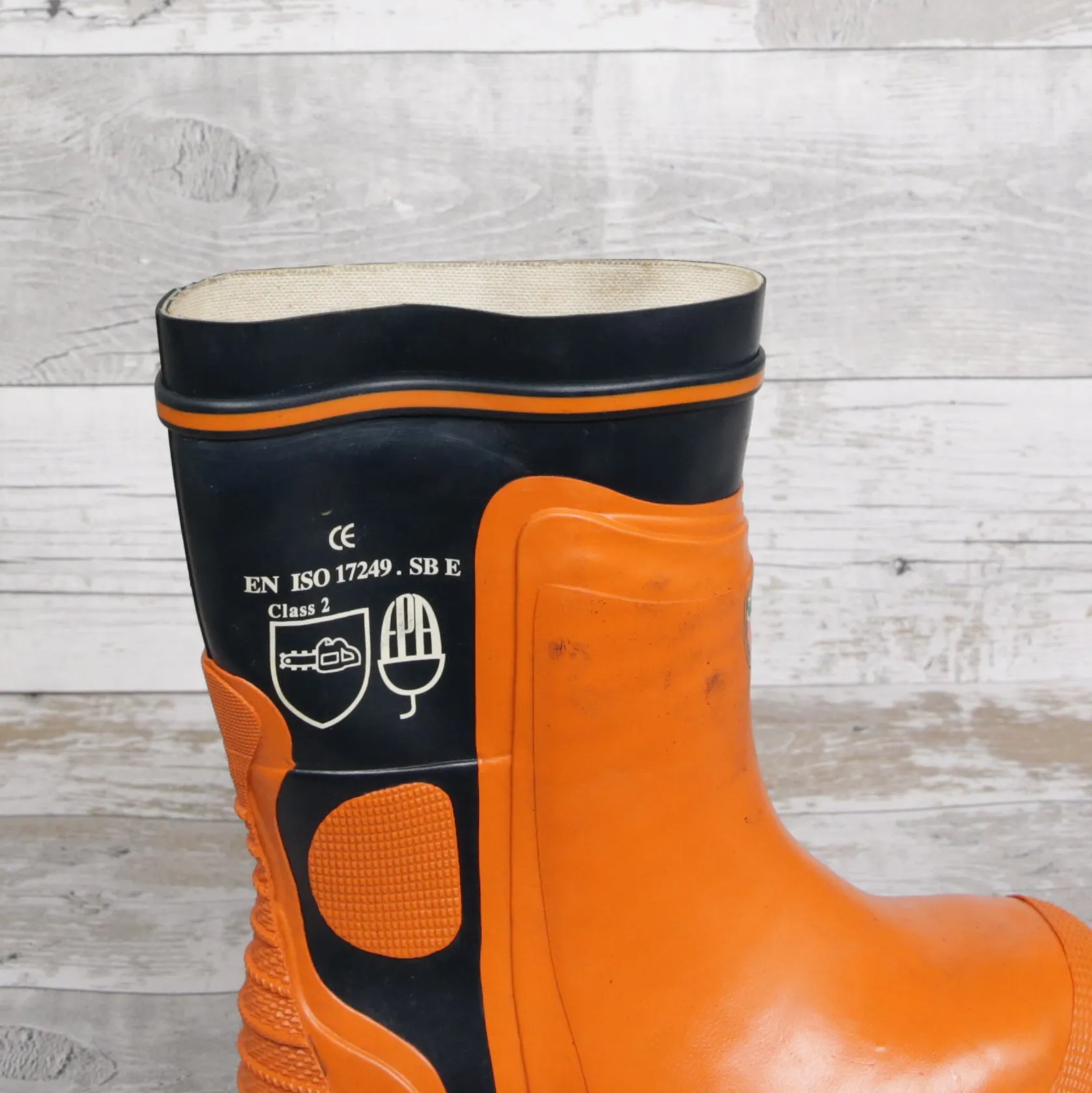 De-Branded Steel Toe Cap Chainsaw Class 2 Wellington Boots UK4