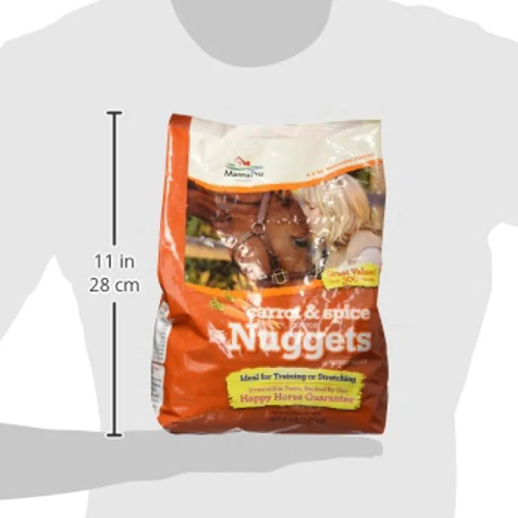 Manna Pro Carrots & Spice Bite-Sized Nugget Treats for Horses (4 lb)